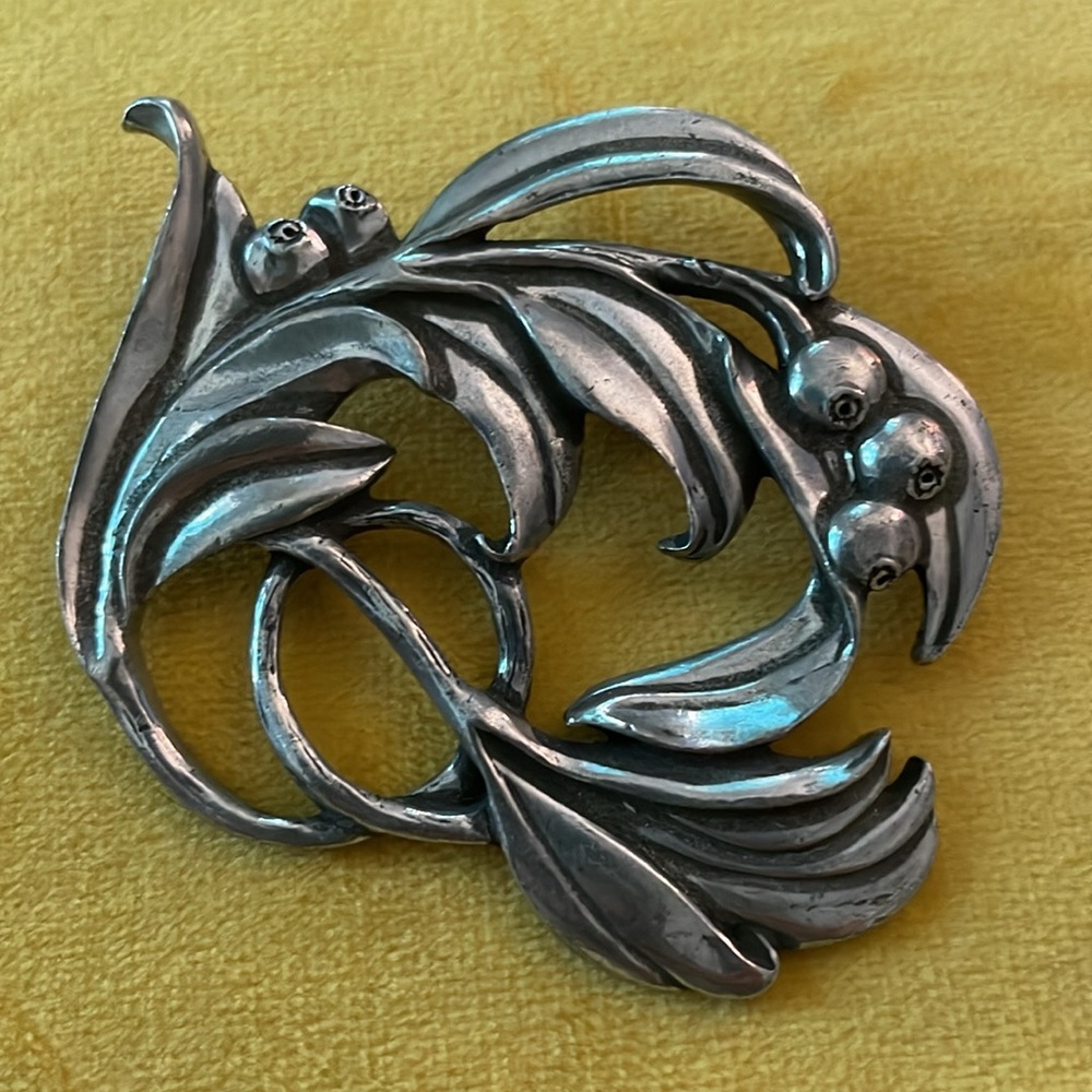 Silver Tone Brooch Pin Set - Picture 3 of 7